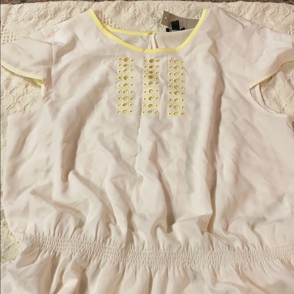 Cap sleeve green and yellow blouse - Picture 1 of 1